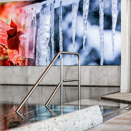 Hotel Vierjahreszeiten 4*