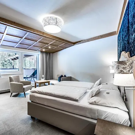 Vierjahreszeiten Tux