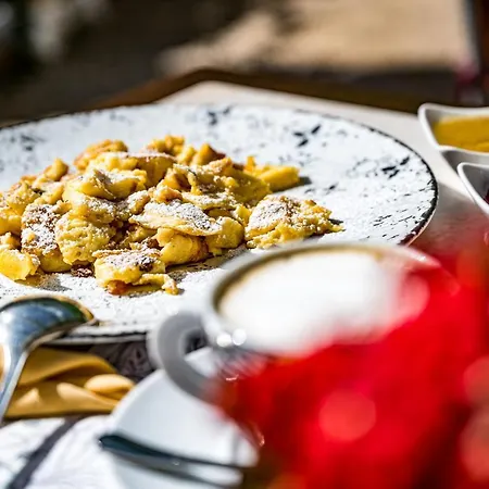 Vierjahreszeiten Hotel