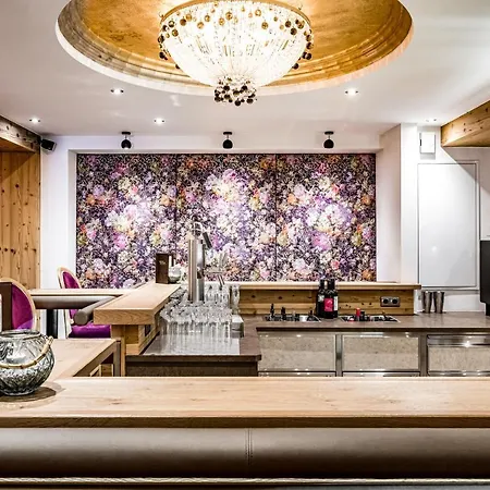 Vierjahreszeiten Tux