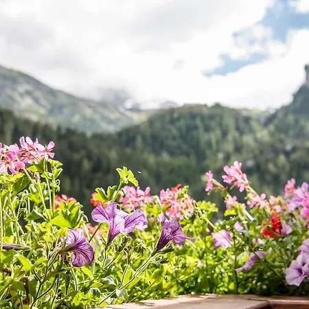 Vierjahreszeiten 4* Tux