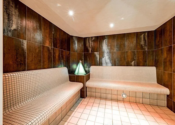 Vierjahreszeiten Szálloda