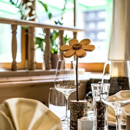 Hotel Vierjahreszeiten Tux