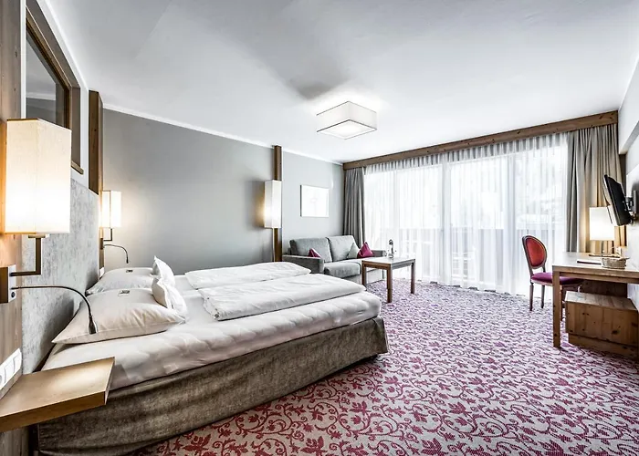 Vierjahreszeiten Hotel