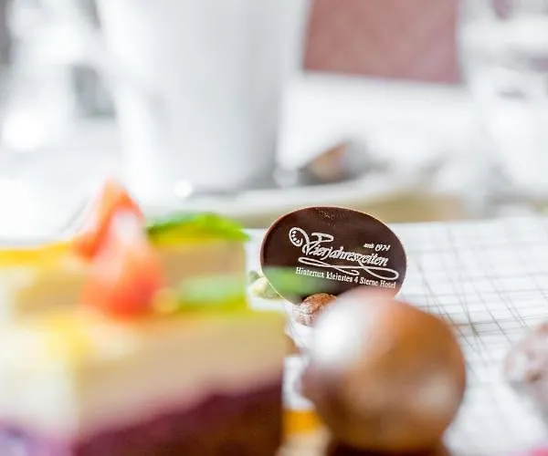 Vierjahreszeiten 4* Tux